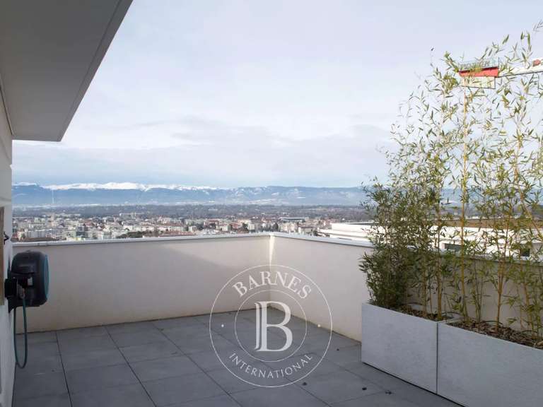 Appartement Vétraz-Monthoux - 3 chambres - 89m²