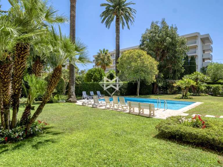 Appartement Cannes - 3 chambres - 102m²