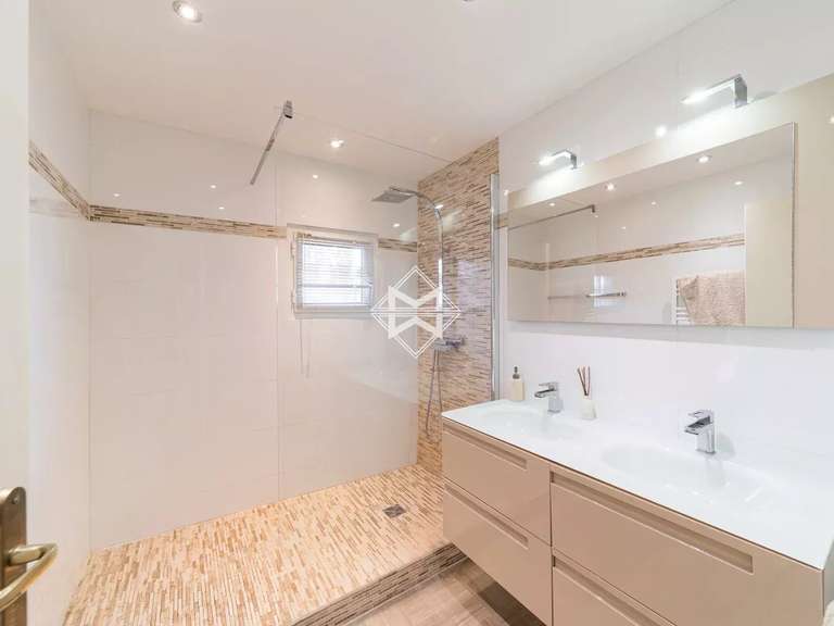 Appartement Cannes - 5 chambres - 114m²