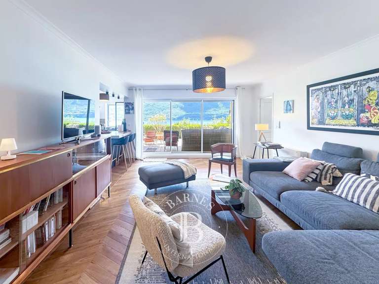 Appartement Tresserve - 3 chambres - 90m²