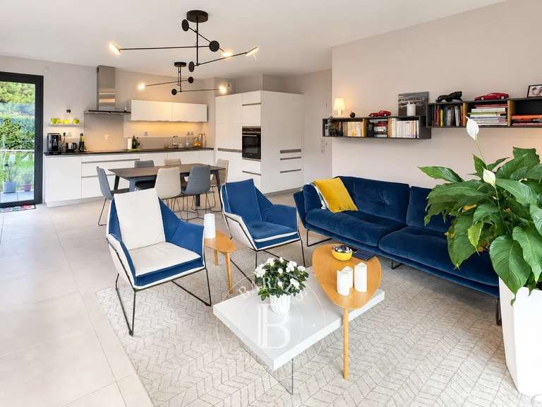 Appartement Brison-Saint-Innocent - 3 chambres - 94m²