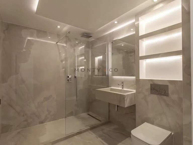 Apartment Roquebrune-Cap-Martin - 3 bedrooms - 136m²