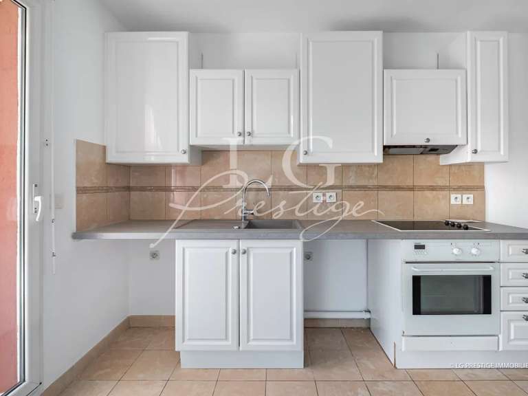 Apartment with Sea view Mandelieu-la-Napoule - 2 bedrooms - 80m²