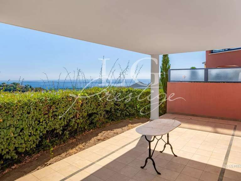 Apartment with Sea view Mandelieu-la-Napoule - 2 bedrooms - 80m²