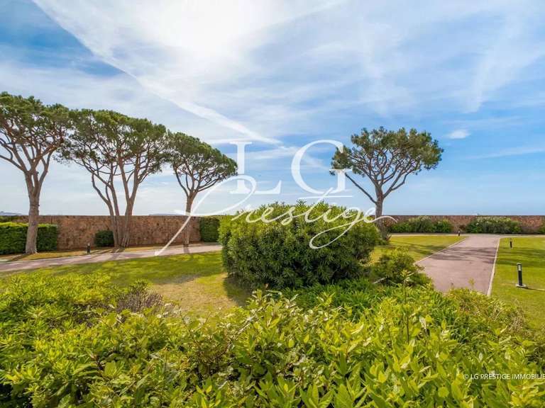 Apartment Mandelieu-la-Napoule - 2 bedrooms - 70m²