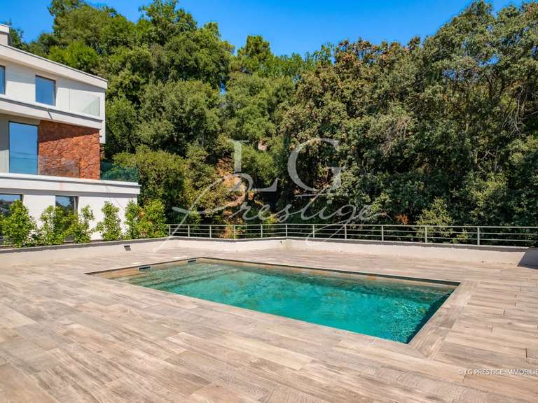 Apartment Mandelieu-la-Napoule - 3 bedrooms - 103m²