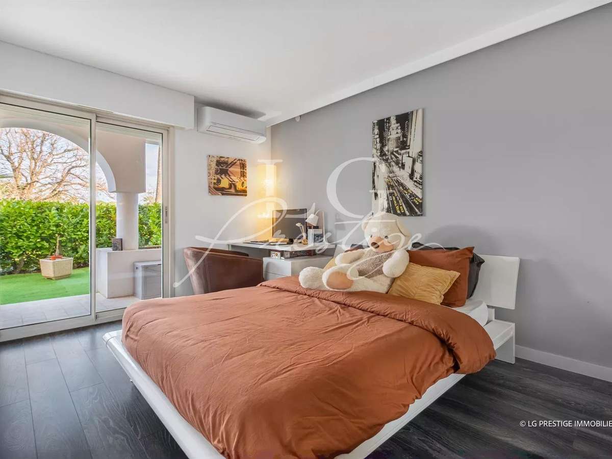 Apartment Mandelieu-la-Napoule