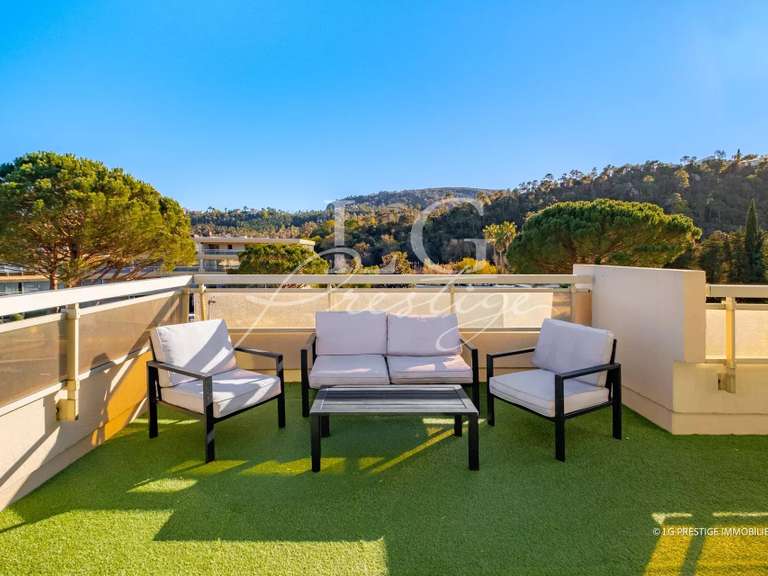 Apartment Mandelieu-la-Napoule - 3 bedrooms - 178m²