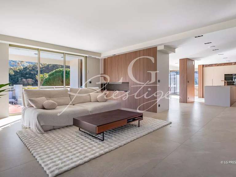 Apartment Mandelieu-la-Napoule - 3 bedrooms - 178m²