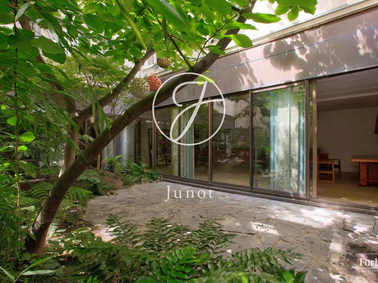 Appartement Paris 9e - 3 chambres - 210m²