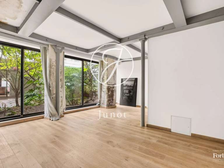 Appartement Paris 9e - 3 chambres - 210m²