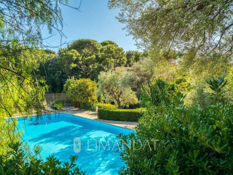 Apartment Roquebrune-Cap-Martin - 3 bedrooms - 330m²