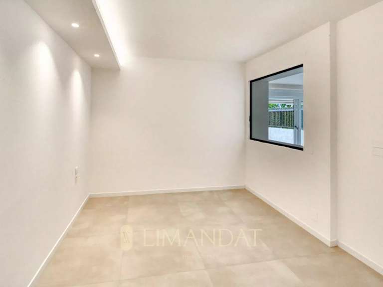Apartment Roquebrune-Cap-Martin - 2 bedrooms - 102m²
