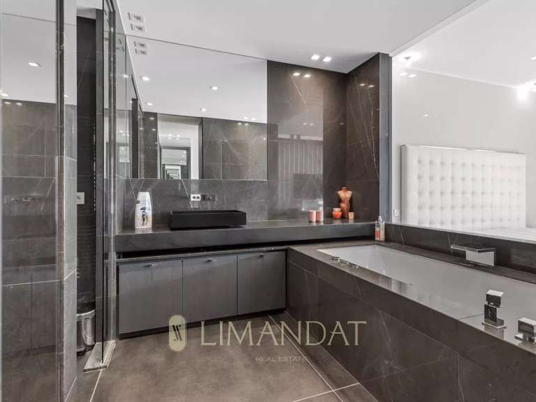 Apartment with Sea view Cannes - 2 bedrooms - 144m²