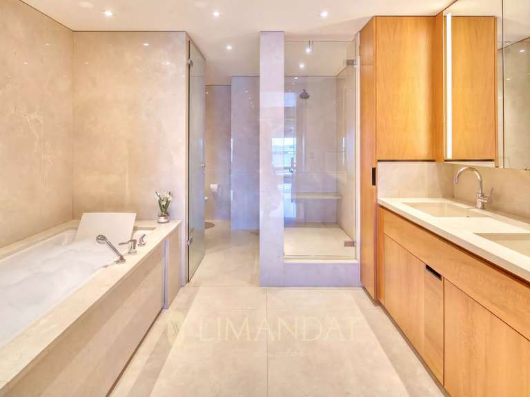 Apartment with Sea view Cannes - 6 bedrooms - 243m²