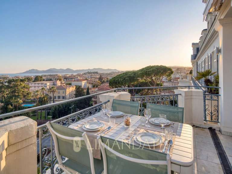 Apartment with Sea view Cannes - 5 bedrooms - 239m²