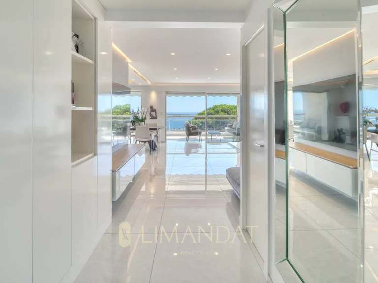 Apartment with Sea view Cannes - 2 bedrooms - 82m²