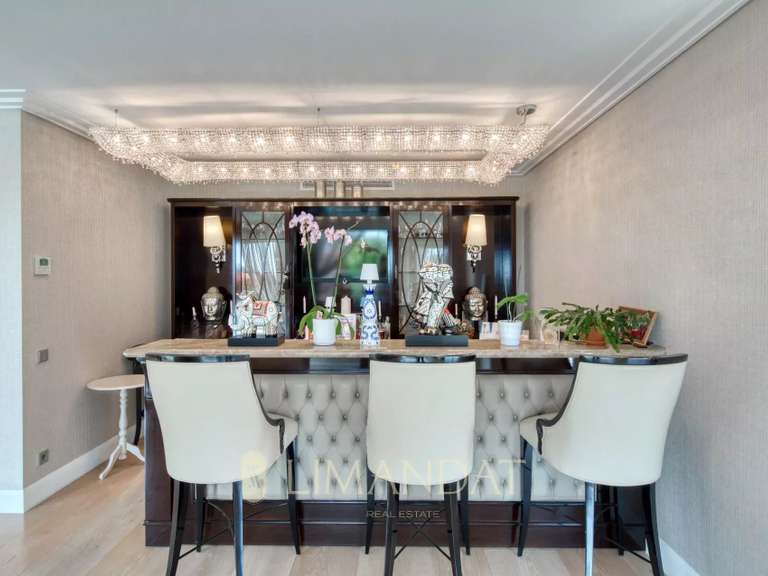 Appartement avec Vue sur mer Vallauris - 7 chambres - 445m²