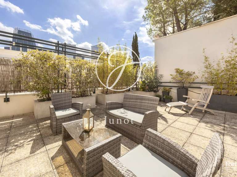 Apartment Courbevoie - 4 bedrooms - 165m²