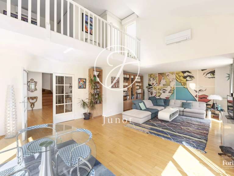 Apartment Courbevoie - 4 bedrooms - 165m²