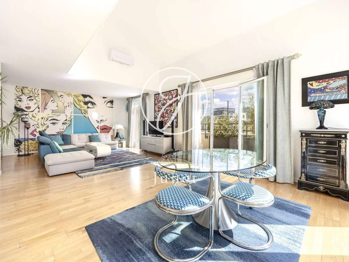 Apartment Courbevoie