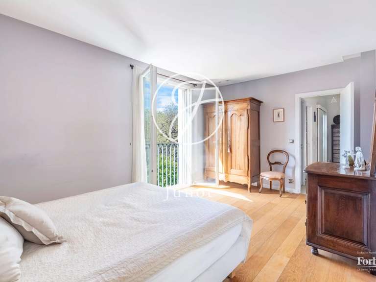 Appartement Neuilly-sur-Seine - 2 chambres - 90m²