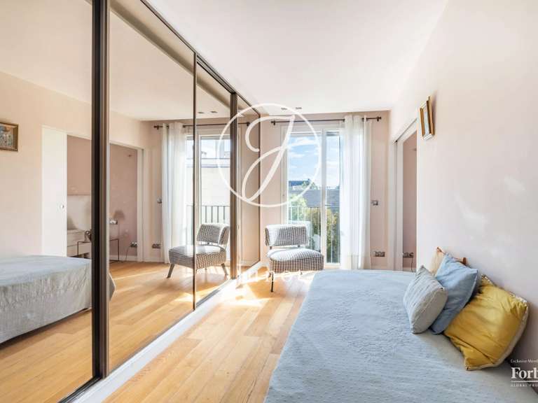 Appartement Neuilly-sur-Seine - 2 chambres - 90m²