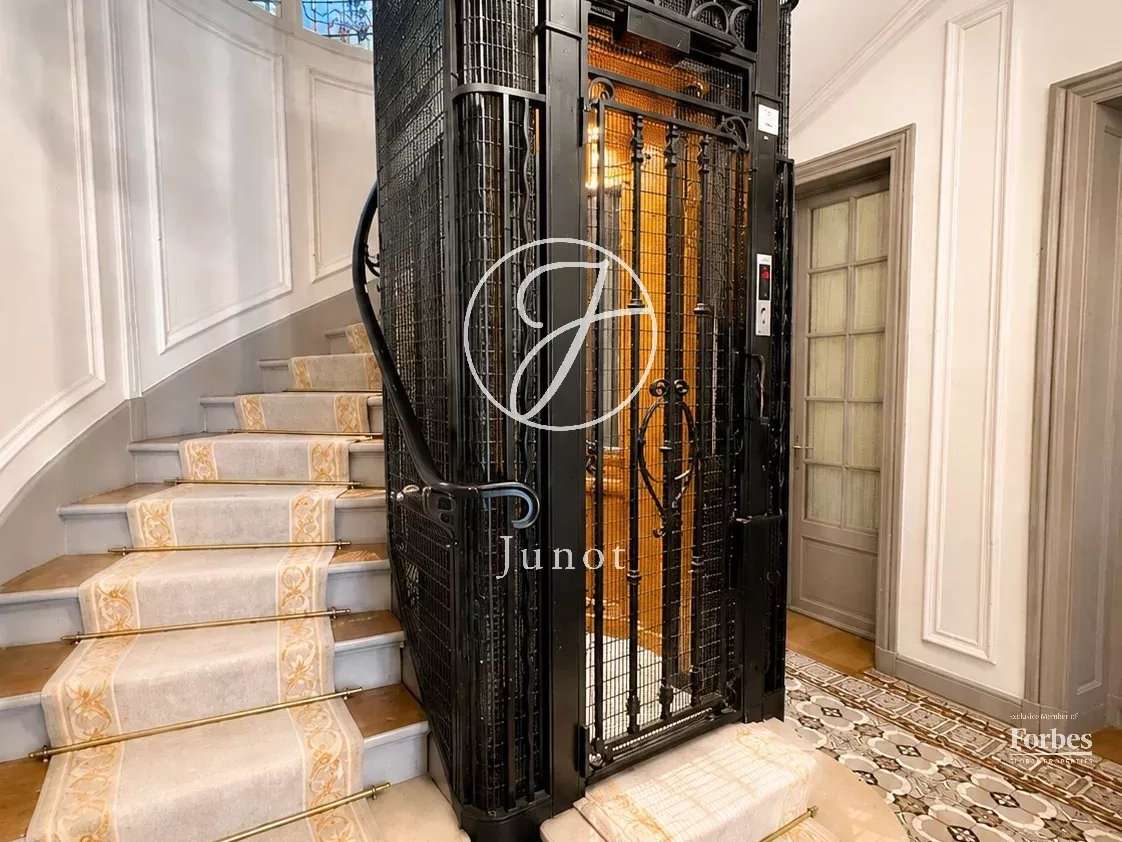 Apartment Neuilly-sur-Seine