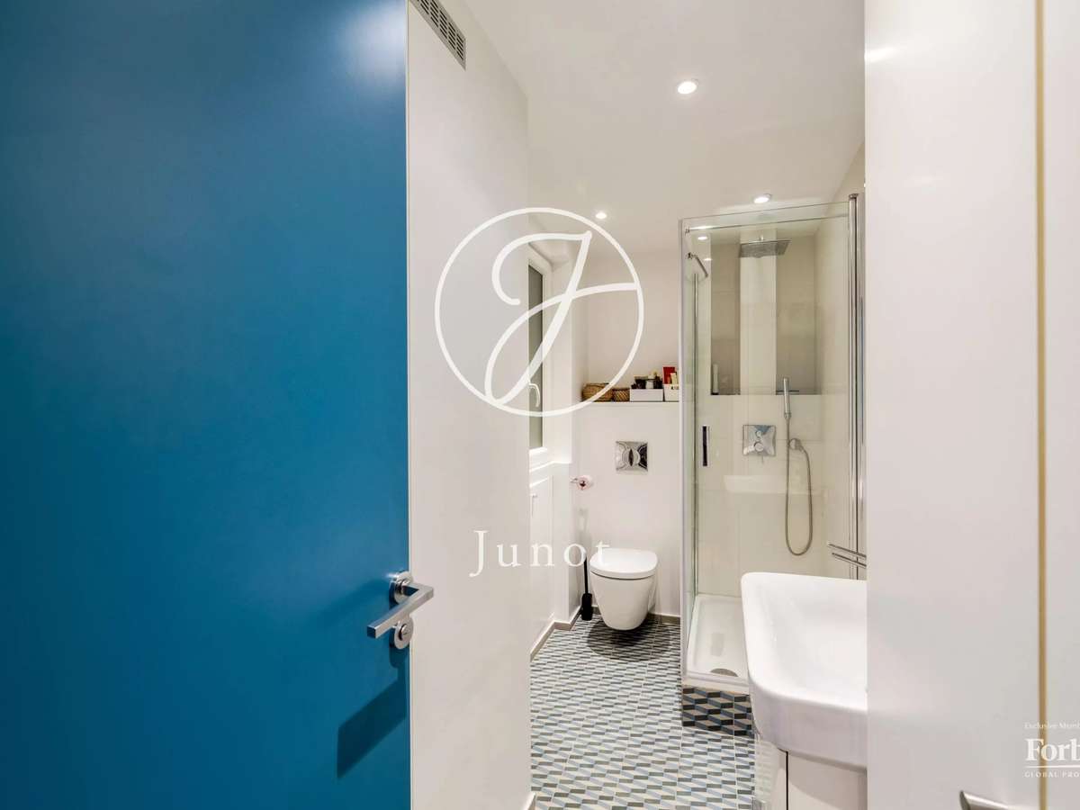 Apartment Paris 9e