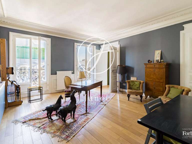 Apartment Paris 9e - 3 bedrooms - 168m²