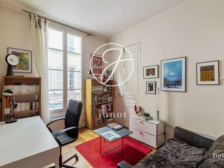 Apartment Paris 9e - 3 bedrooms - 139m²