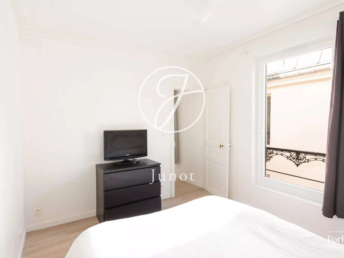 Apartment Paris 18e