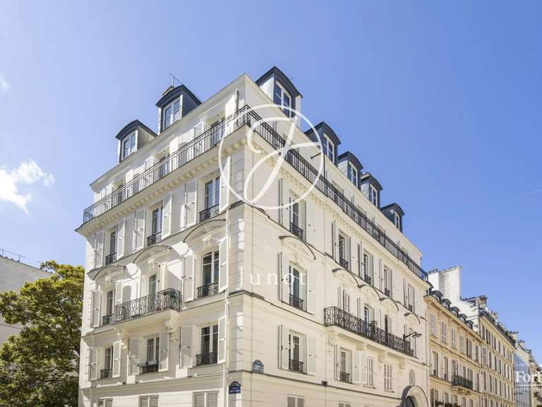 Appartement Paris 9e - 3 chambres - 106m²