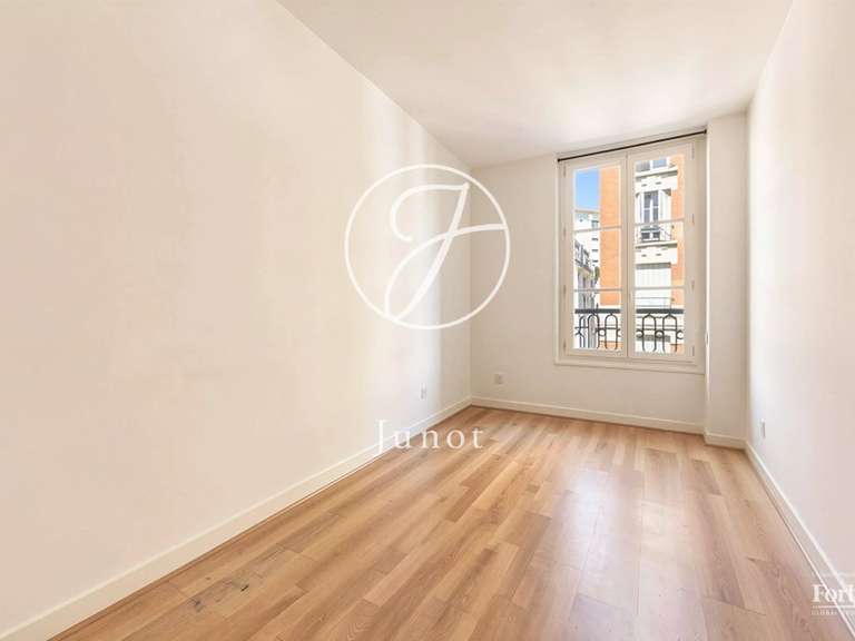 Apartment Paris 9e - 3 bedrooms - 106m²