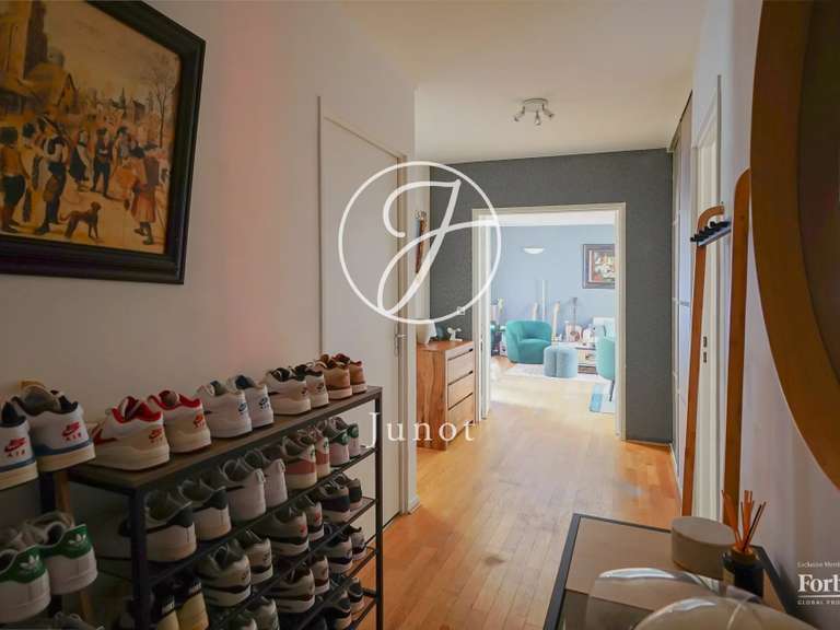 Appartement Paris 3e - 1 chambre - 63m²