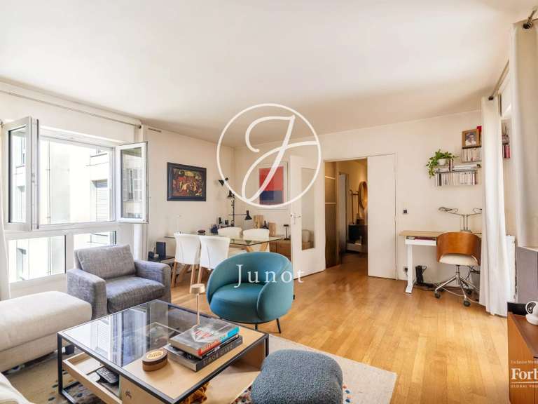 Appartement Paris 3e - 1 chambre - 63m²
