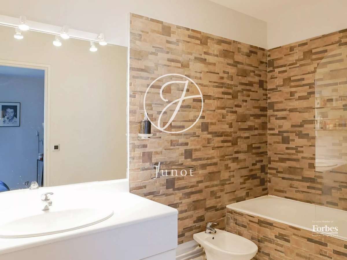 Apartment Paris 3e