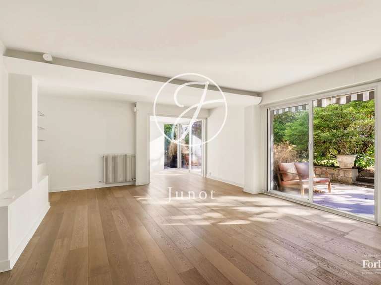 Appartement Saint-Cloud - 2 chambres - 106m²