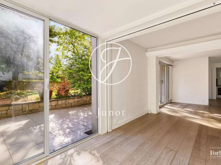 Appartement Saint-Cloud - 2 chambres - 106m²