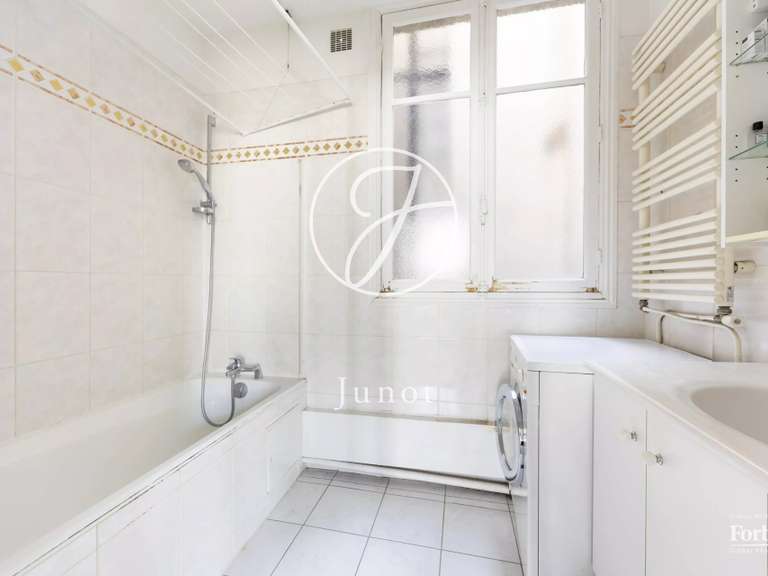 Appartement Paris 17e - 5 chambres - 160m²