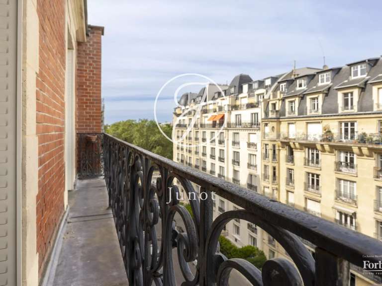 Apartment Paris 17e - 5 bedrooms - 160m²