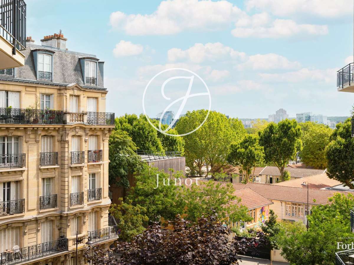 Apartment Paris 16e