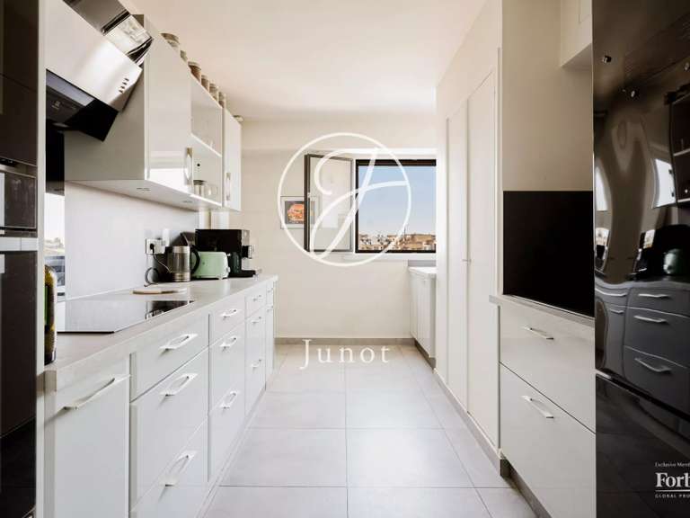 Apartment Paris 16e - 2 bedrooms - 85m²