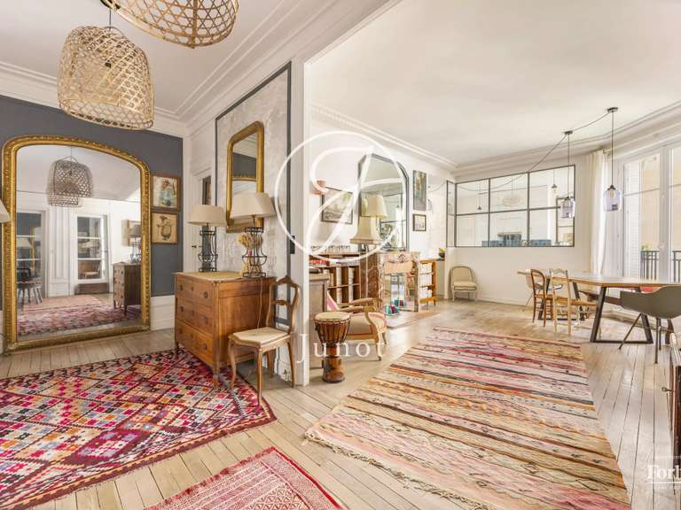 Appartement Paris 16e - 4 chambres - 149m²