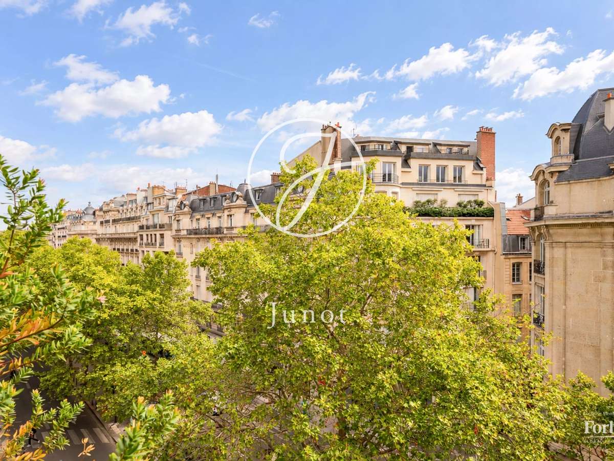 Apartment Paris 7e