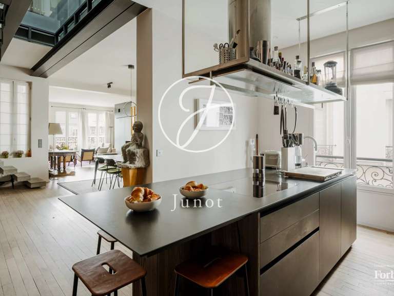 Appartement Paris 7e - 3 chambres - 142m²