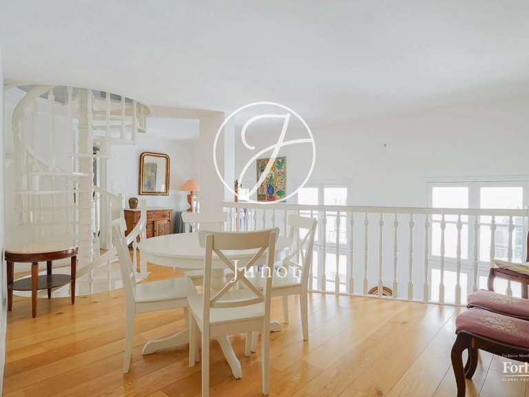 Appartement Paris 5e - 3 chambres - 97m²