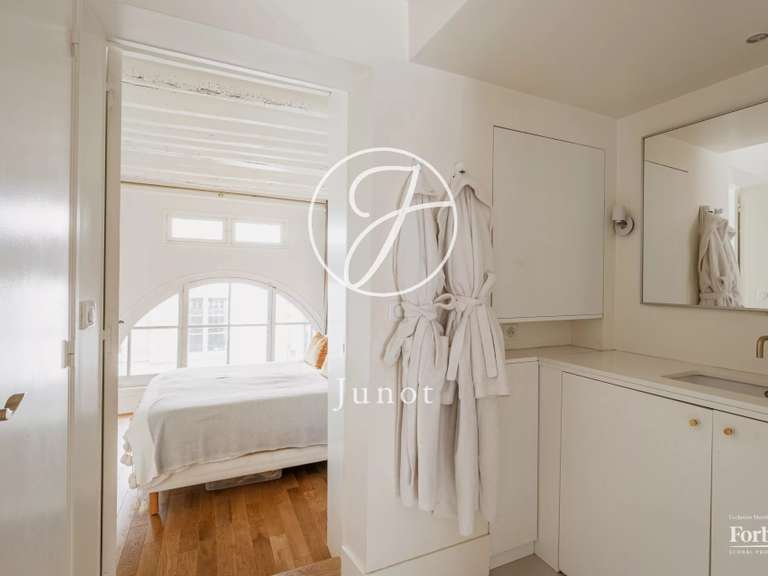 Appartement Paris 7e - 2 chambres - 49m²