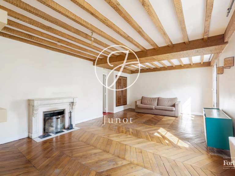 Appartement Paris 9e - 2 chambres - 67m²