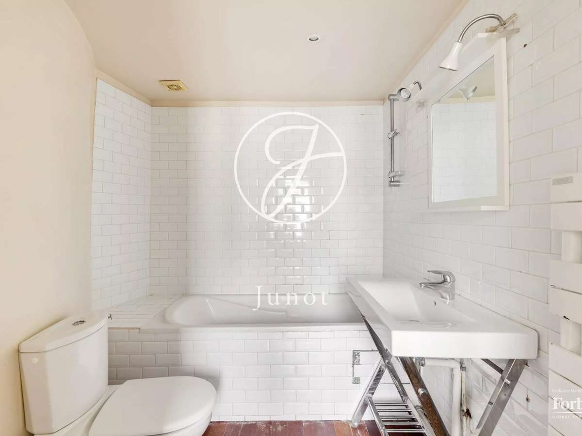 Apartment Paris 9e